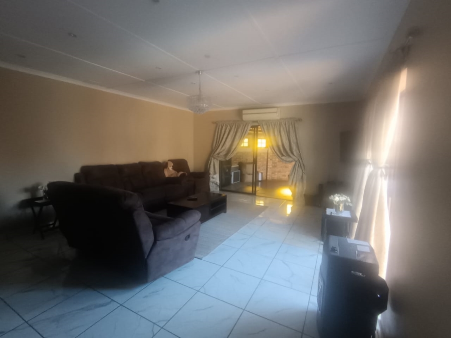 3 Bedroom Property for Sale in Minerva Gardens Northern Cape